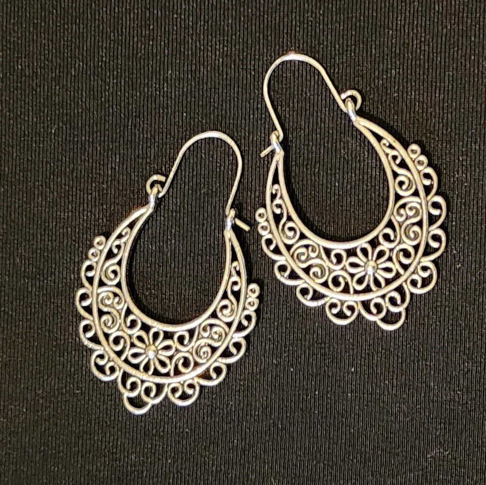 Silver Flower Dangles - Picture 2 of 2
